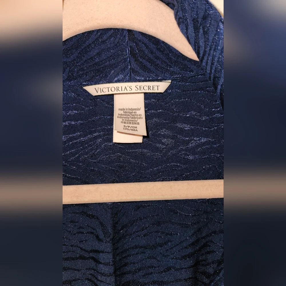 Victoria's Secret Blue Satin Lounge Jumpsuit. - Picture 6 of 7